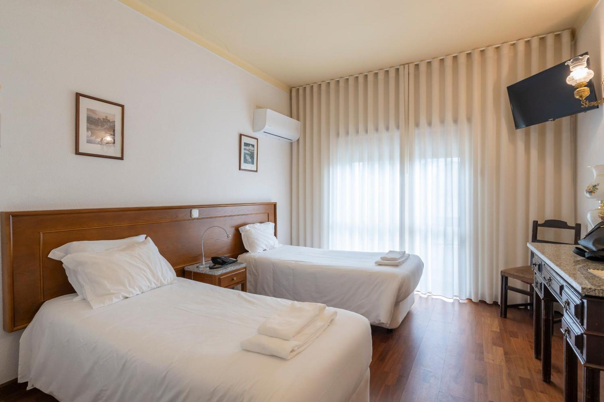 Lavanda Hotel Mira Serra Селорико да Бейра Екстериор снимка