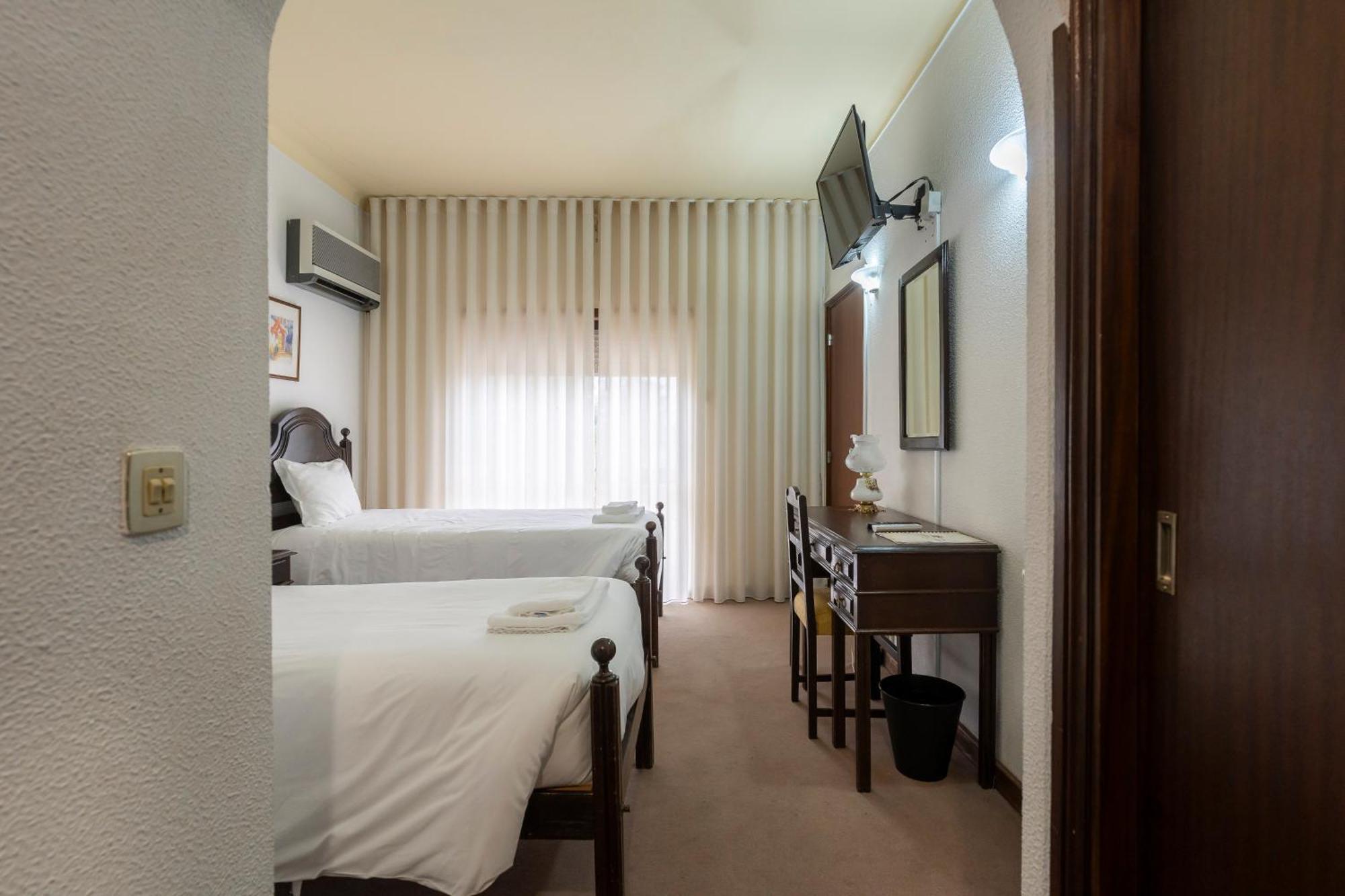 Lavanda Hotel Mira Serra Селорико да Бейра Екстериор снимка