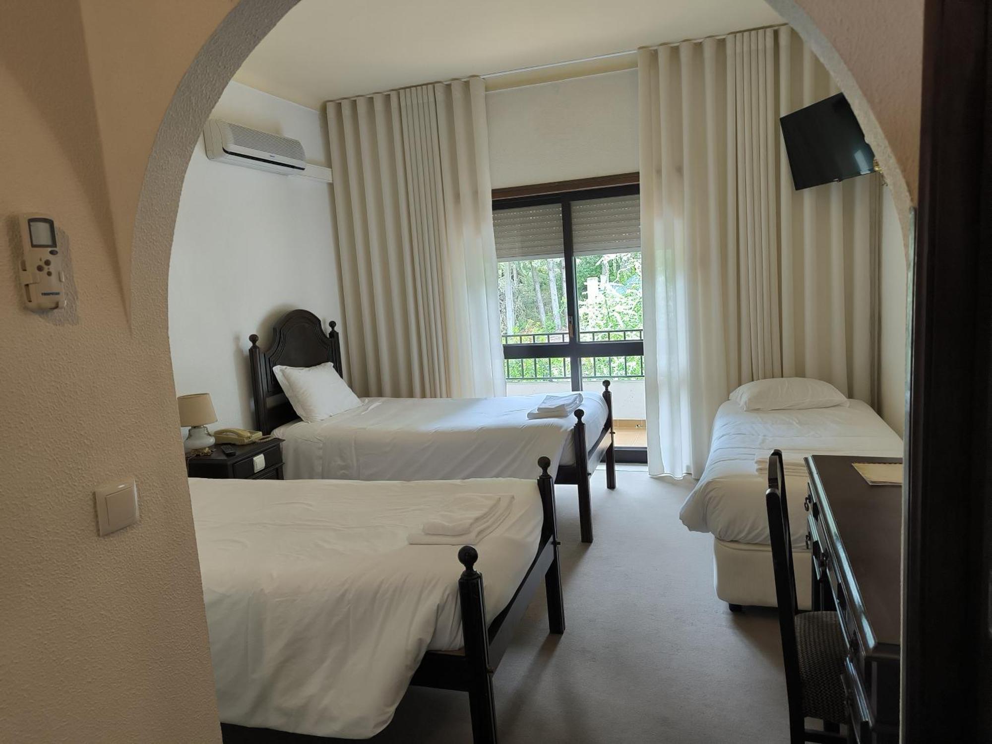 Lavanda Hotel Mira Serra Селорико да Бейра Екстериор снимка